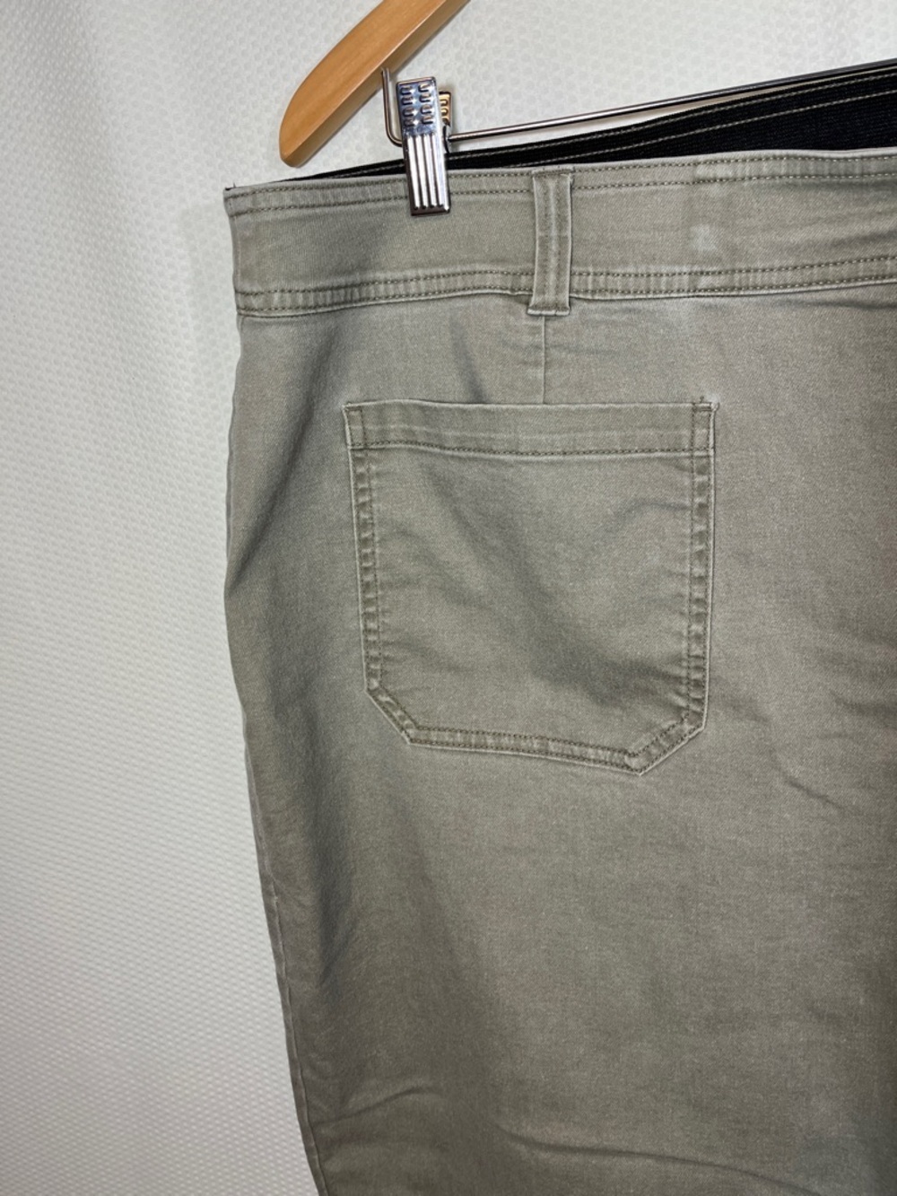 Lane Bryant Olive Green Wide Leg Crop Pants Size 24 High Rise Cargo Utility pant - Picture 3 of 7